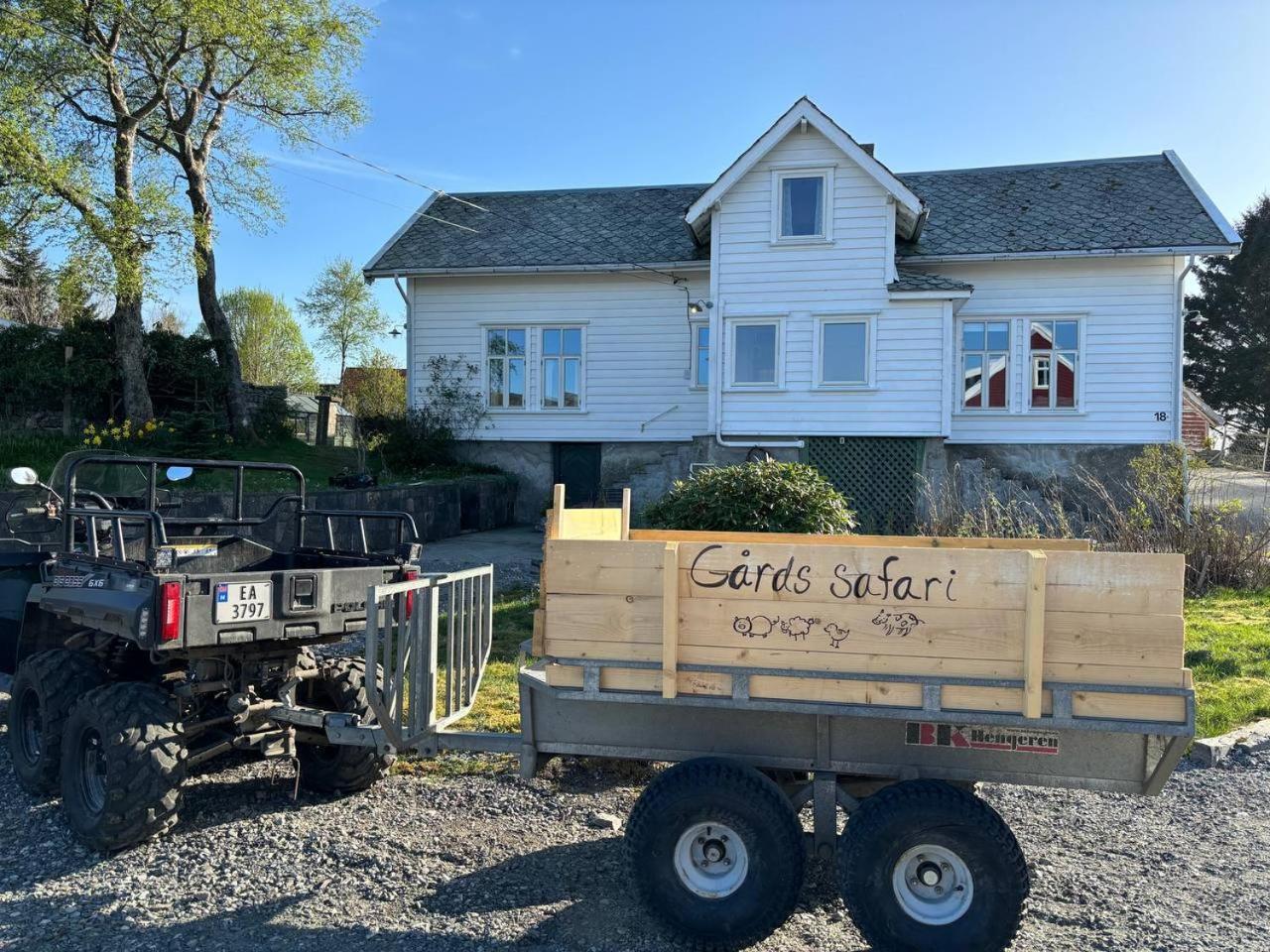 Koselig Stort Gardshus, M/boblebad. Bat Leies Holiday home